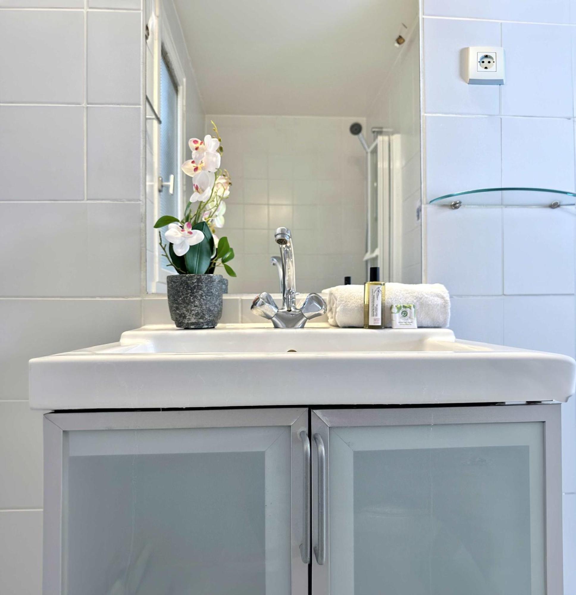 Beautiful Calm In Le Marais Apartamento *